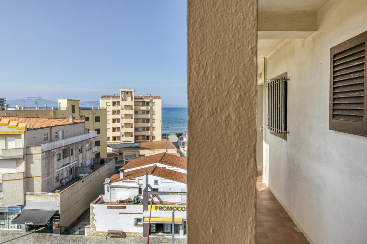 Casal Riells Apartment L' Escala Bagian luar foto